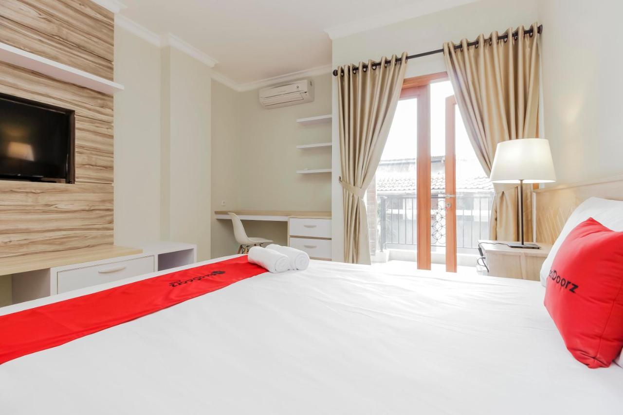 Reddoorz Premium Near Ragunan Zoo 2 Jakarta Exterior photo